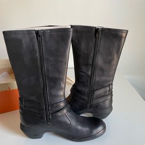 Merrell black zip boots - size 9, never worn